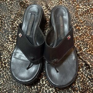 Tommy Hilfiger Black Leather Women’s Flip-Flops